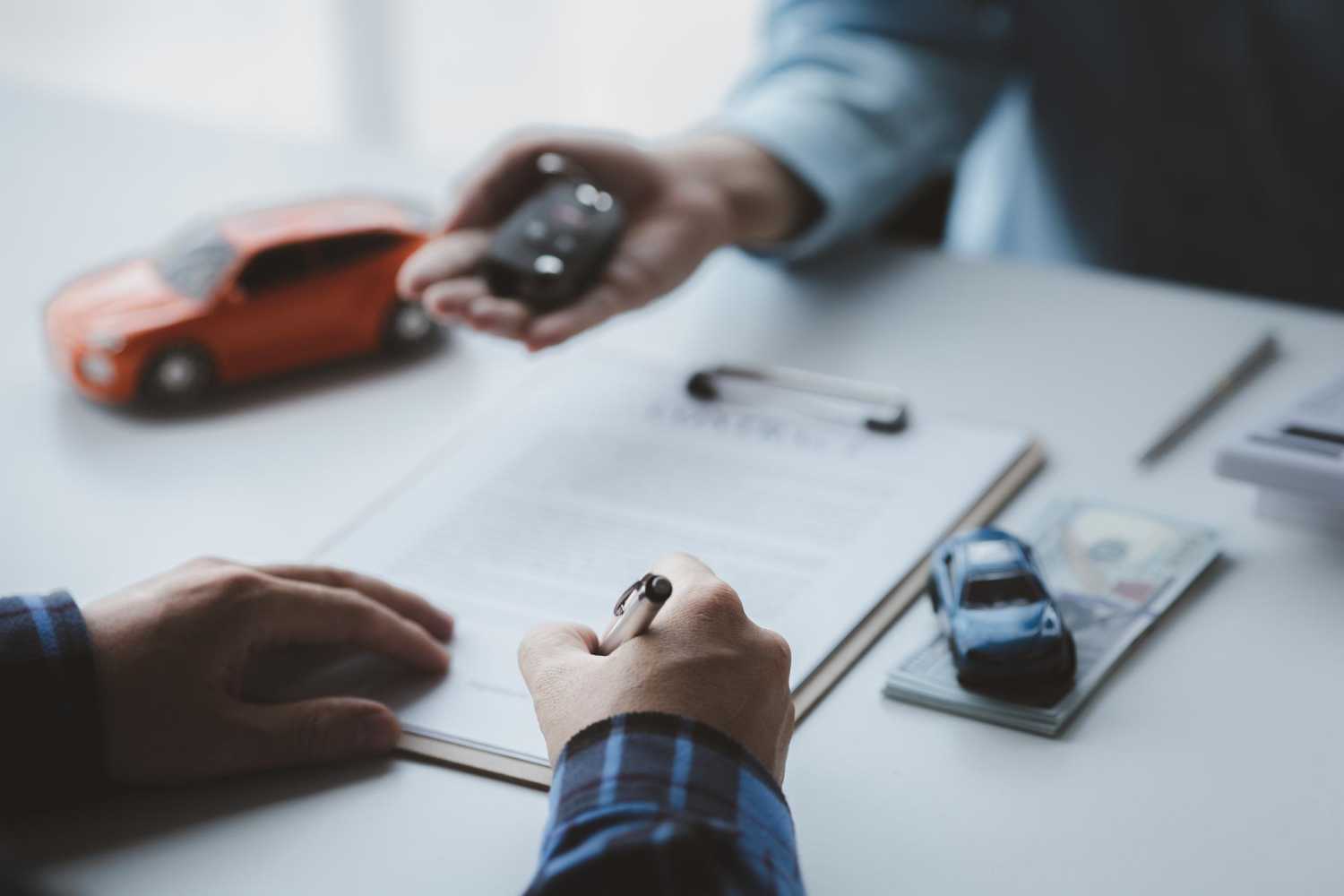 Nowy czy używany samochód w leasingu? Co bardziej się opłaca?